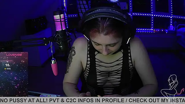 Snapshot of Gamergirl-Linela chatting on 18, 3, 2025 Gamergirl-Linela online show from 18, 3, 2025