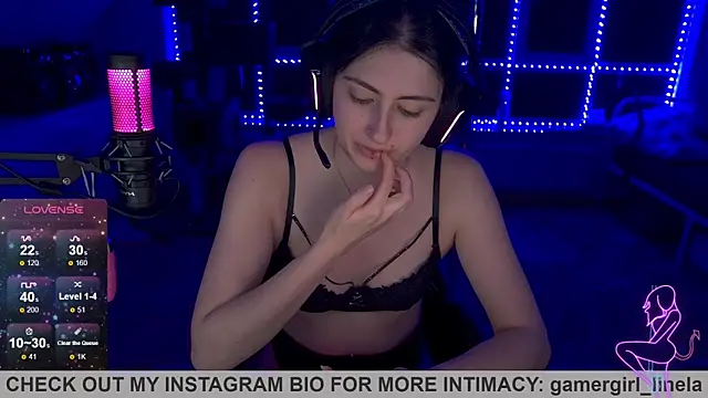 Snapshot of Gamergirl-Linela chatting on 21, 9, 2025 Gamergirl-Linela online show from 21, 9, 2025