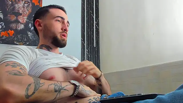 Luke davis01 online show from 3, 3, 2025