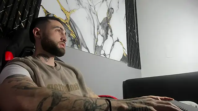 Luke davis01 online show from 9, 9, 2025