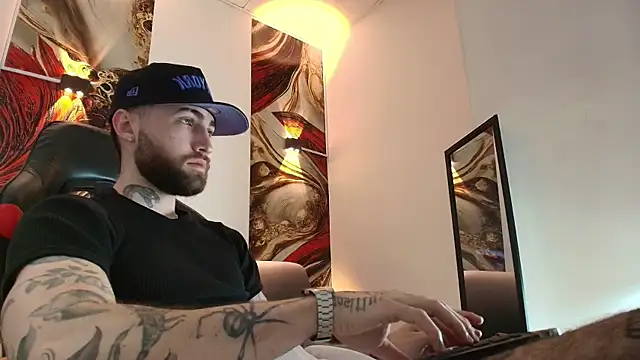 Luke davis01 online show from 19, 12, 2025