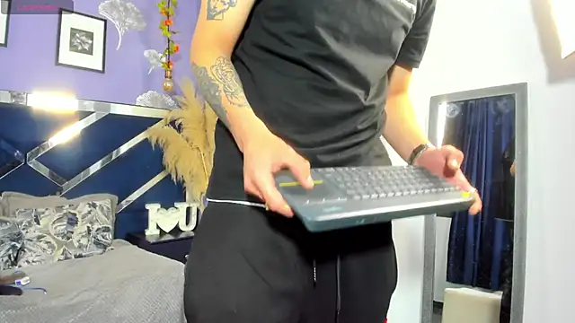 Noa Bonucci online show from 22, 3, 2025