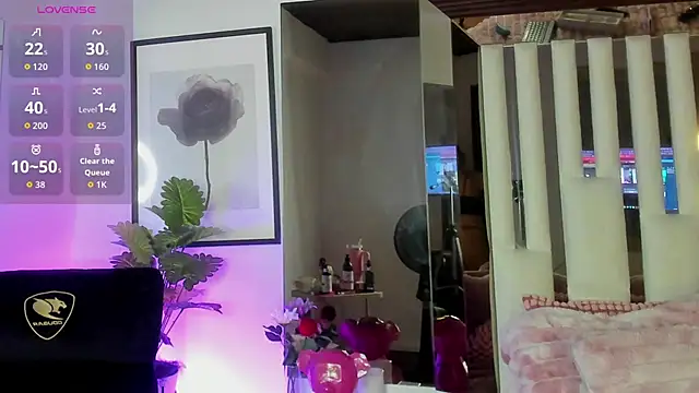 Snapshot of Cloee_Rainbow1 chatting on 16, 9, 2025 Cloee Rainbow1 online show from 16, 9, 2025