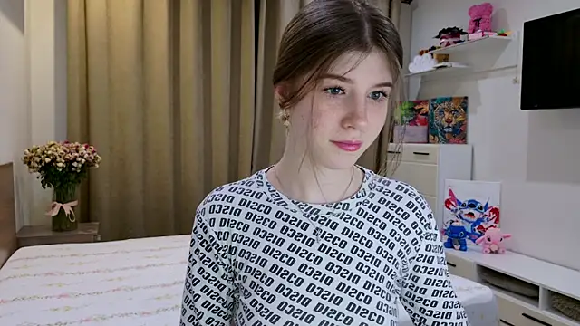 Bella amory online show from 11, 3, 2026