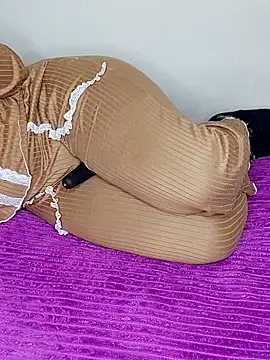 Malika-697 online show from 24, 11, 2025