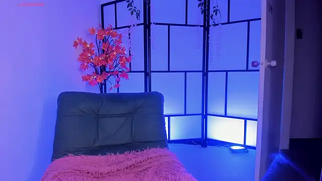  michonne  online show from 17, 4, 2026