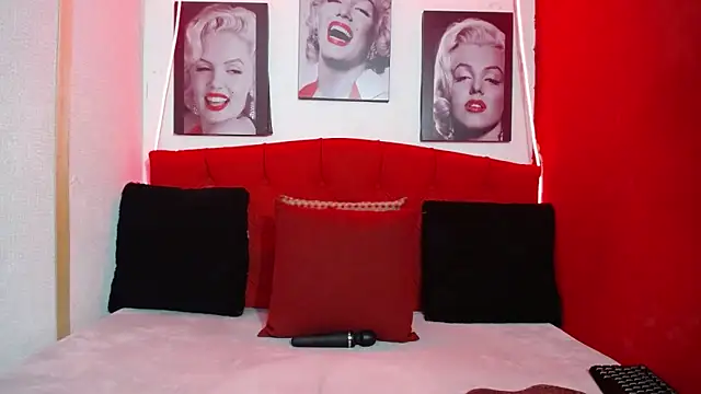 Tiana Ebony18 online show from 10, 4, 2026