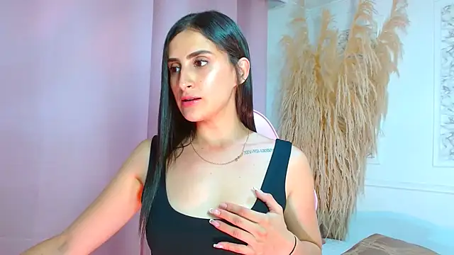 Danella houston online show from 28, 5, 2026