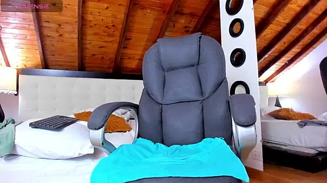 Sebastian Berne online show from 12, 3, 2025