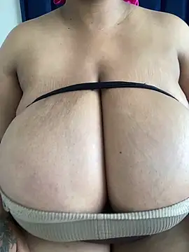 Snapshot of NonoGotBoobies chatting on 31, 5, 2026 NonoGotBoobies online show from 31, 5, 2026