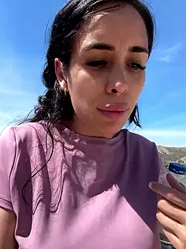 ambergirl14 online show from 17, 4, 2026