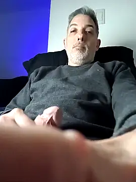 Sexyguycumming online show from 28, 10, 2025