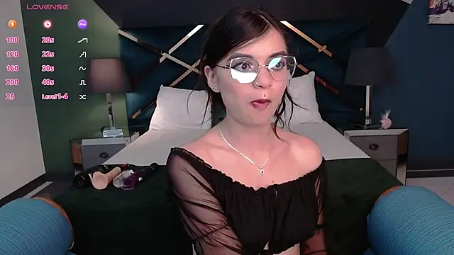 Snapshot of Emerald_gh chatting on 15, 2, 2025 Emerald gh online show from 15, 2, 2025