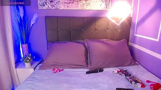 Snapshot of melissa_becraft chatting on 22, 10, 2025 melissa becraft online show from 22, 10, 2025