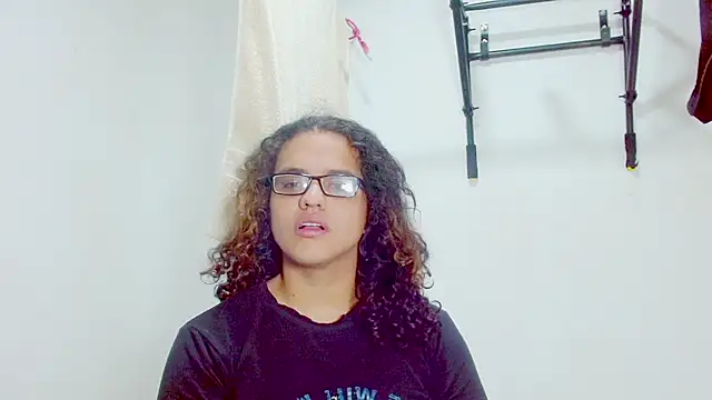 Snapshot of Diane_blossom chatting on 11, 3, 2025 Diane blossom online show from 11, 3, 2025