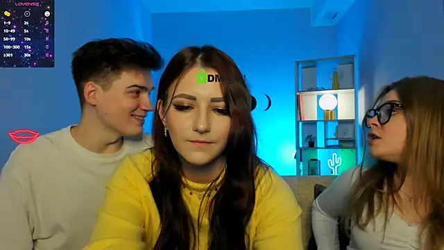 catherine kitty online show from 10, 11, 2025