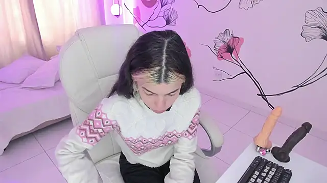 Isabela Fiorelli online show from 7, 10, 2025