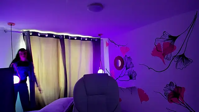 Isabela Fiorelli online show from 15, 11, 2025