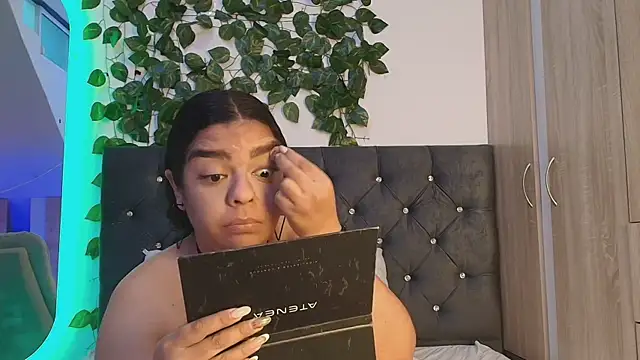lauravince online show from 13, 6, 2026