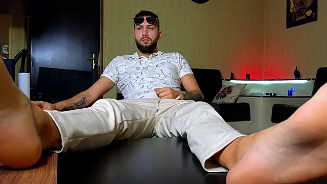 JamieNoxus online show from 15, 10, 2025