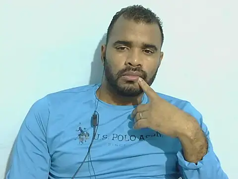 Snapshot of YOX22 chatting on 19, 9, 2025 YOX22 online show from 19, 9, 2025