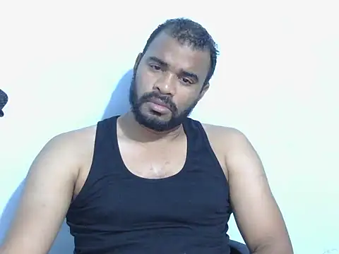 Snapshot of YOX22 chatting on 10, 10, 2025 YOX22 online show from 10, 10, 2025