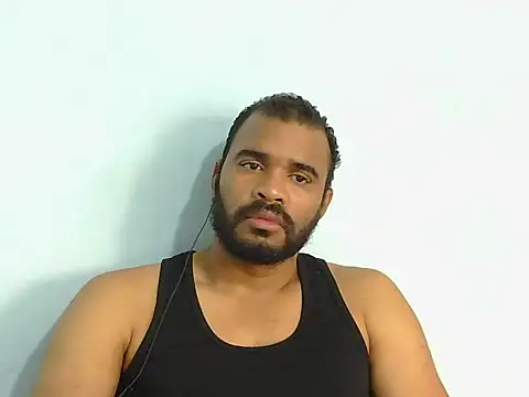 Snapshot of YOX22 chatting on 13, 10, 2025 YOX22 online show from 13, 10, 2025