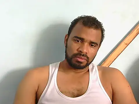 Snapshot of YOX22 chatting on 30, 10, 2025 YOX22 online show from 30, 10, 2025