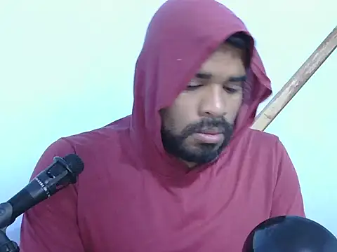 Snapshot of YOX22 chatting on 2, 11, 2025 YOX22 online show from 2, 11, 2025