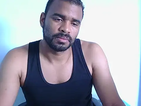 Snapshot of YOX22 chatting on 28, 11, 2025 YOX22 online show from 28, 11, 2025