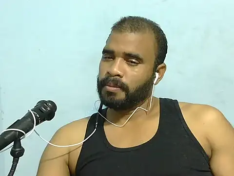 Snapshot of YOX22 chatting on 7, 2, 2026 YOX22 online show from 7, 2, 2026