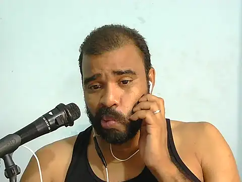 Snapshot of YOX22 chatting on 9, 2, 2026 YOX22 online show from 9, 2, 2026