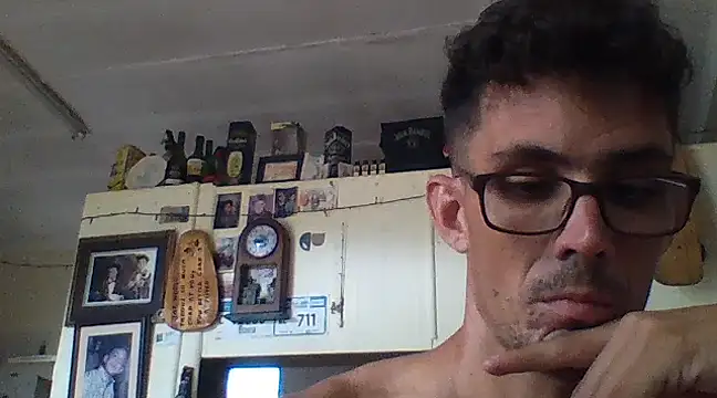 Snapshot of Invisibledickman chatting on 9, 2, 2025 Invisibledickman online show from 9, 2, 2025