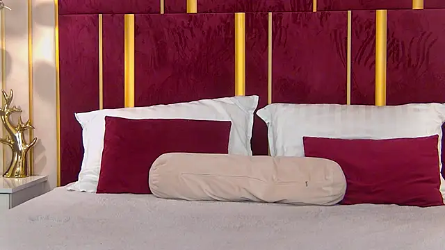 ChloeSins  online show from 19, 3, 2025