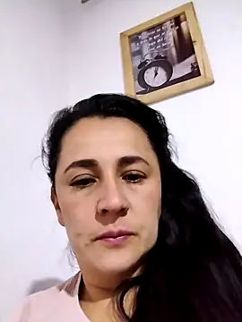 Snapshot of Alanna_11 chatting on 7, 10, 2025 Alanna 11 online show from 7, 10, 2025