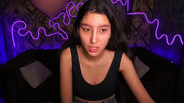 CharmMocco online show from 15, 2, 2025