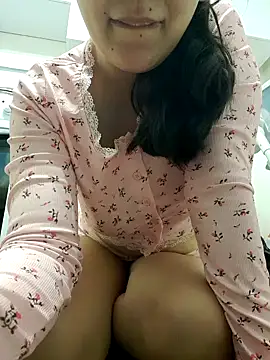 Snapshot of Emily_homegirl chatting on 13, 2, 2025 Emily homegirl online show from 13, 2, 2025