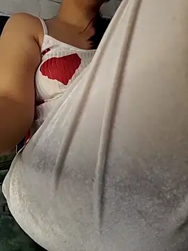 Snapshot of Emily_homegirl chatting on 6, 3, 2025 Emily homegirl online show from 6, 3, 2025