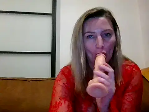 Snapshot of xwera chatting on 7, 2, 2025 xwera online show from 7, 2, 2025