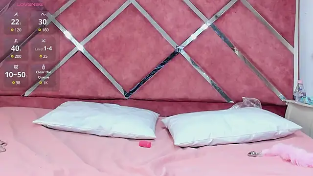  JuliSweet  online show from 12, 3, 2025