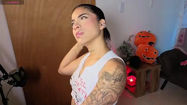 Maryybellax online show from 16, 10, 2025