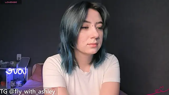 ashley lovestory online show from 11, 11, 2025