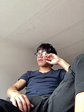 shadowsofgarden online show from 15, 3, 2025