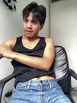 shadowsofgarden online show from 4, 4, 2026