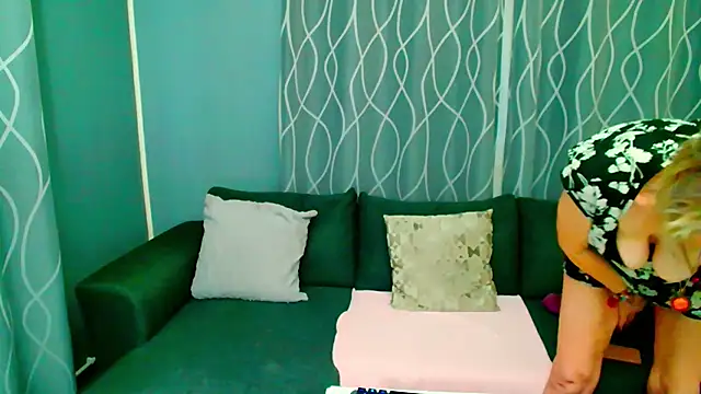 adeleadison online show from 2, 2, 2026