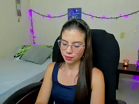 veronicamiller22 online show from 9, 11, 2025