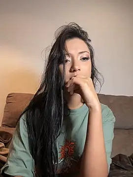 Snapshot of Bella_Morrison chatting on 11, 3, 2025 Bella Morrison online show from 11, 3, 2025