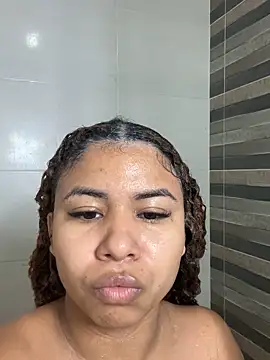 MELINAMARTINS online show from 14, 4, 2026