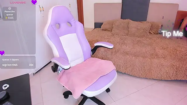 cristal crossfitx online show from 5, 3, 2026