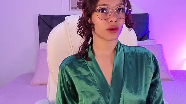 sara sharma  online show from 23, 9, 2025